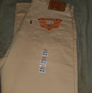 Levi jeans